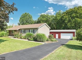 125 Red Stone Dr, York Haven, PA 17370