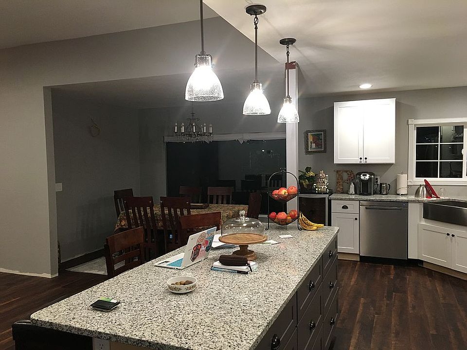 2nd image of 642 5th Ave