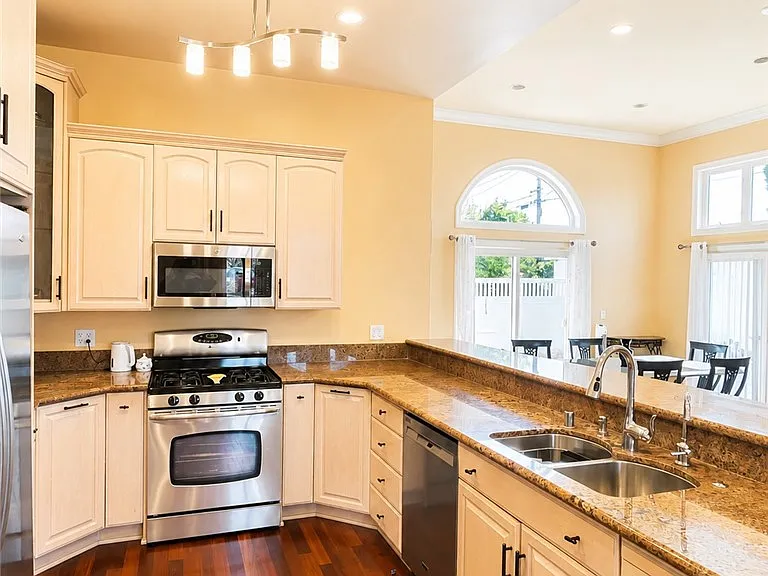 3606 Sepulveda Blvd — Photo 6