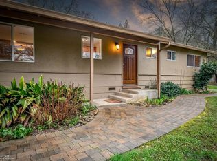 18611 Easy St, Penn Valley, CA 95946