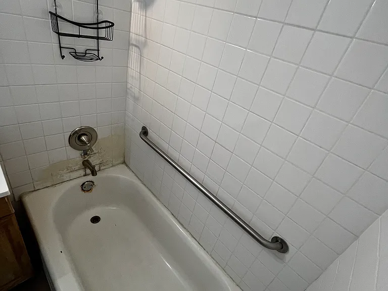 1030 Joy Ln — Photo 24