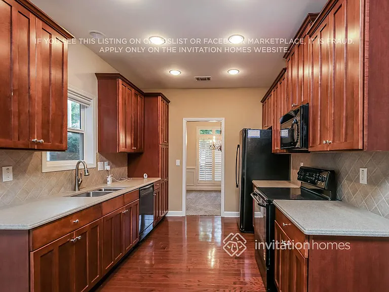 607 Pringle Dr — Photo 7