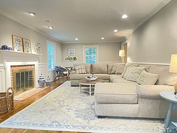 5th image of 58 Heritage Ln
