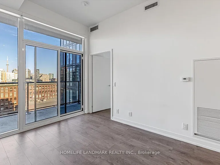 270 Dufferin St #1023 — Photo 8