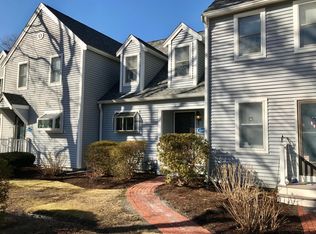 95 Shellback Way #O, Mashpee, MA 02649