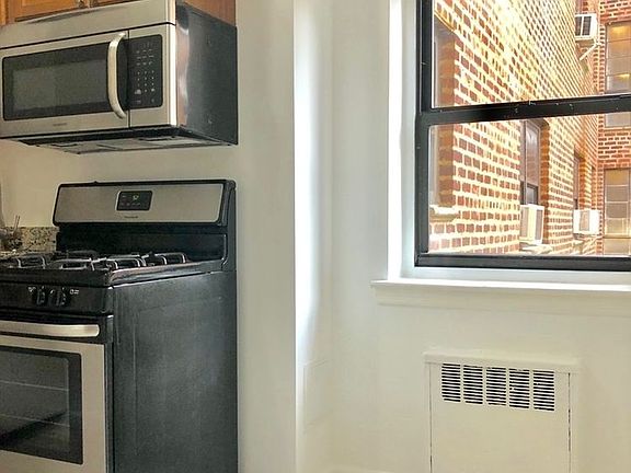 2nd image of 9960 64th Ave APT 4P