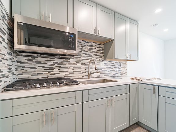 2nd image of 333 Townsite Dr #2