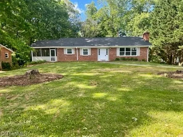 751 Hallmark Dr, Rural Hall, NC 27045