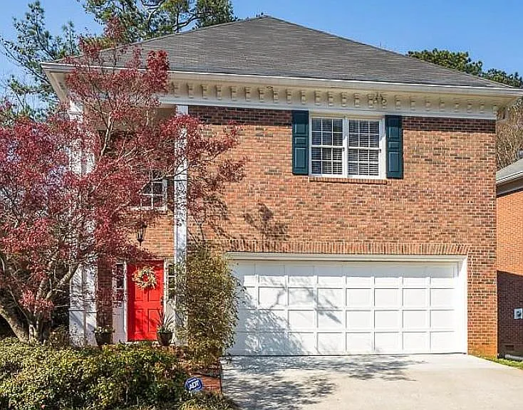 1740 Wilsons Crossing Dr — Photo 1