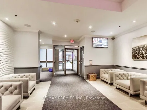 105 Victoria St, Toronto, ON