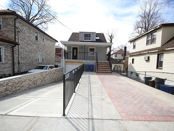 3rd image of 727 Vincent Ave