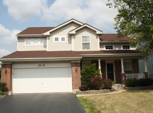 2991 Brisbane Dr, Lake In The Hills, IL 60156