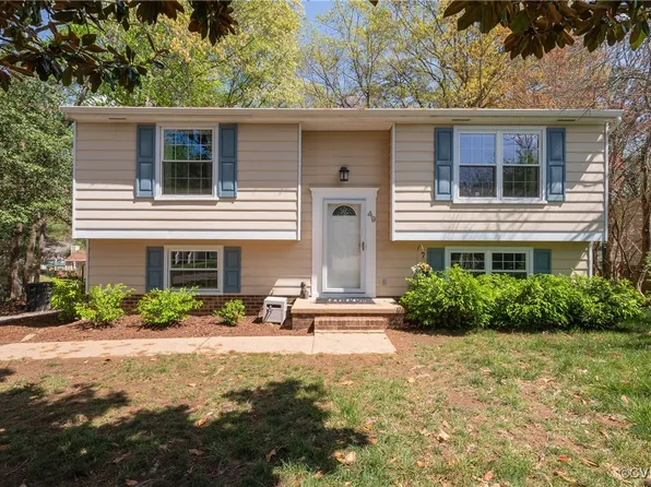 49 Moorwood Ridge Dr, North Chesterfield, VA 23236