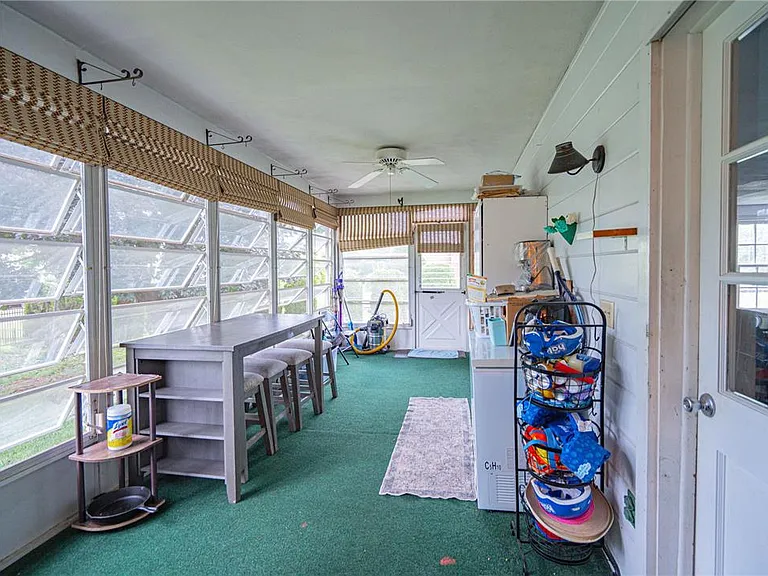 285 Bridle Path Rd — Photo 22