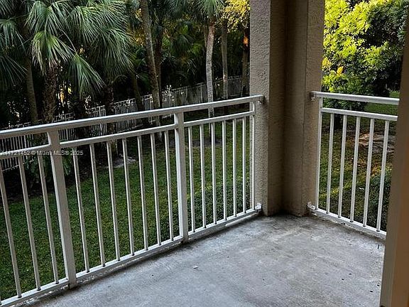 4th image of 6482 Emerald Dunes Dr #215