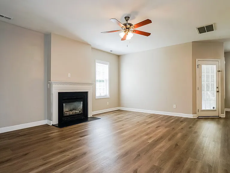 3213 Rendezvous Dr — Photo 4