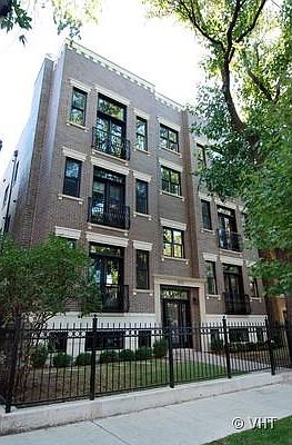 1st image of 823 W Wolfram Ave #1W