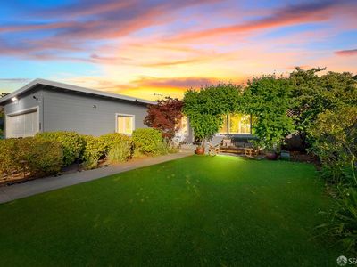 1556 Kehoe Ave, San Mateo, CA, 94401