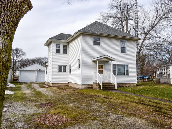 507 N Oak St, Odell, IL 60460