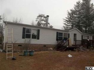 4946 Mounira Ave, Hickory, NC 28602