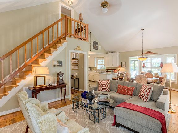4th image of 5608 Old Willow Ct