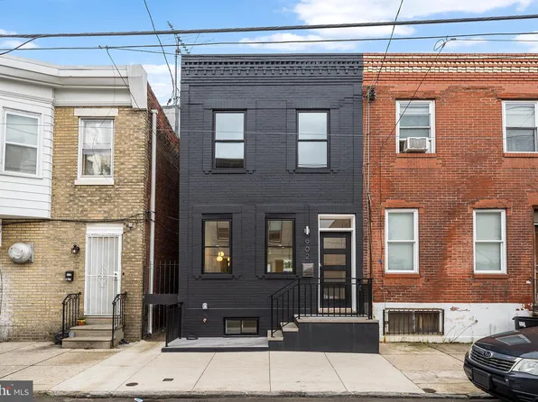 902 Mifflin St, Philadelphia, PA 19148