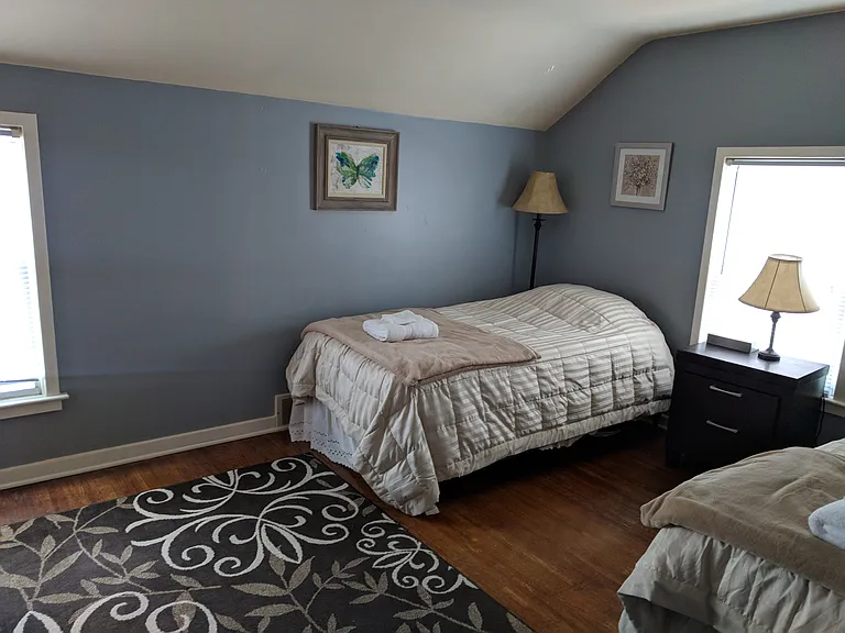 140 Rossiter Rd #UP — Photo 7