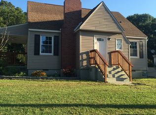 409 W Gilbreath St, Graham, NC 27253