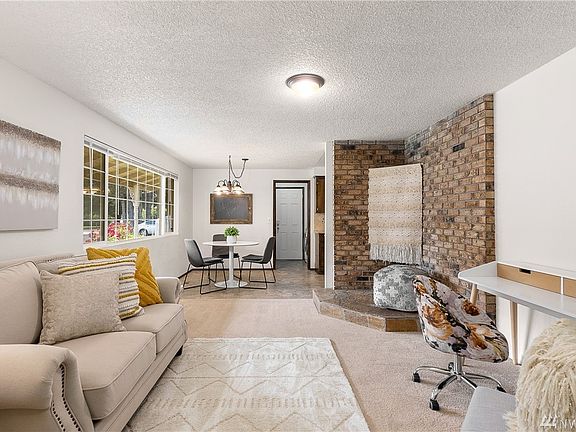 Fantastic functional floor plan providing defined spaces for daily living and gatherings.