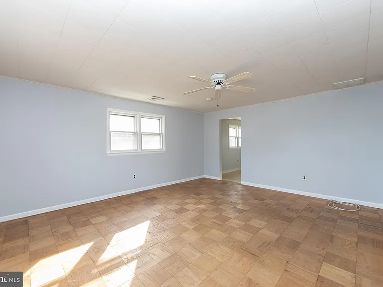 24 W Branch Ave #B — Photo 12