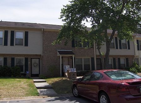 1st image of 730 Longleaf Dr
