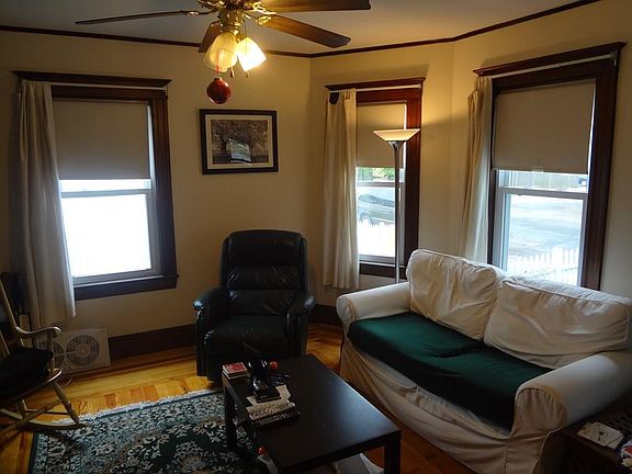 3rd image of 73 Elliot St #73