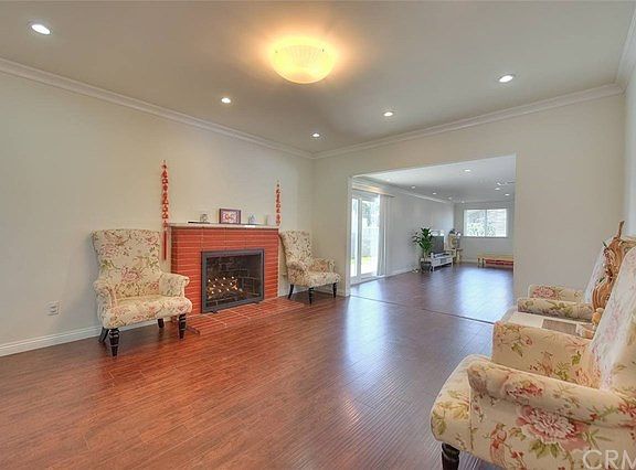 2nd image of 833 W Woodcroft Ave