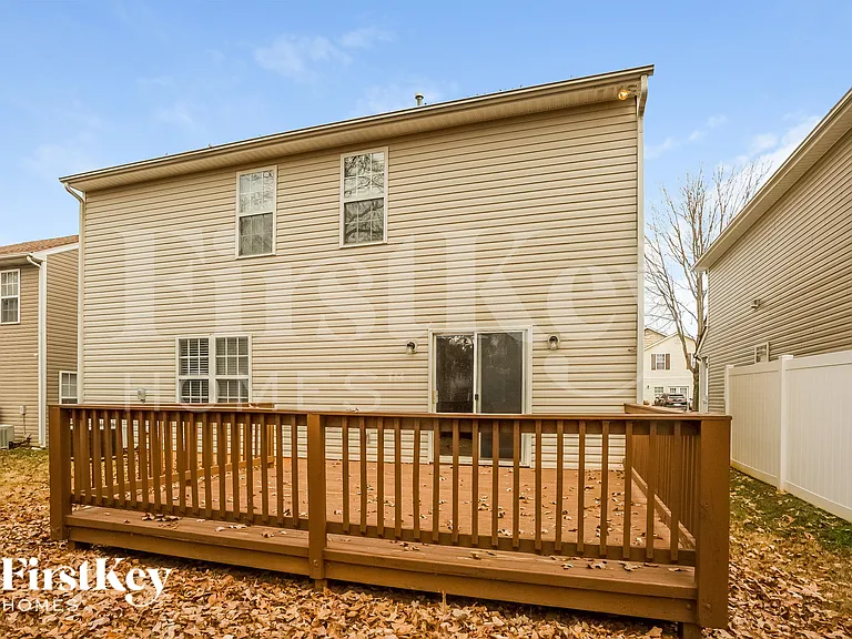 5232 Grays Ridge Dr — Photo 15
