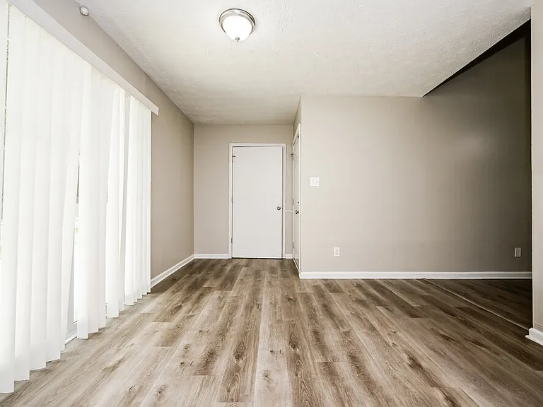 417 Willow Ct SE — Photo 5