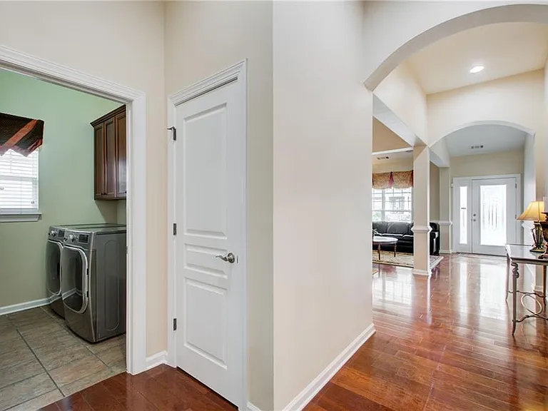 529 Olympic Way — Photo 9