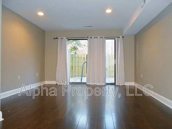 4th image of 2530 E North St Unit 3-J