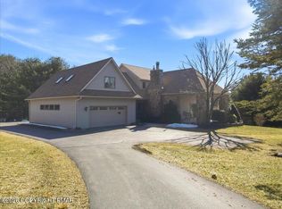 205 Sycamore Dr, Palmerton, PA