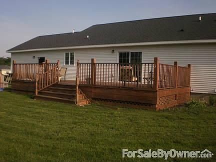 3rd image of 727 Cedar Crest Dr