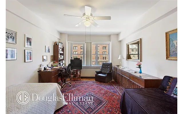 Sold by Douglas Elliman | media 22