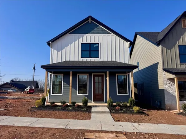 2312 31st Pl, Rogers, AR 72758