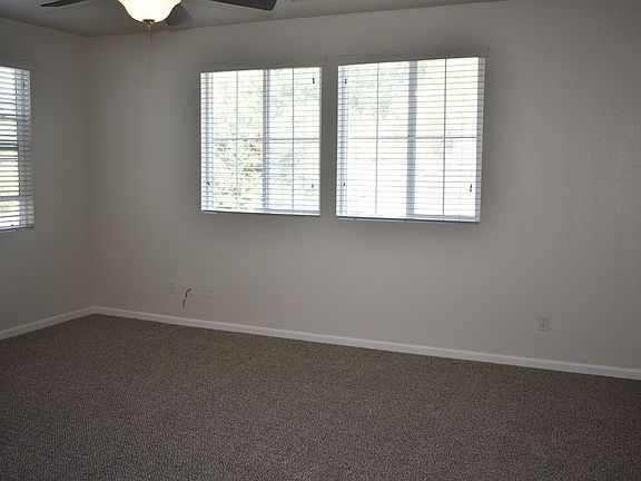 4th image of 6047 Ventura Way