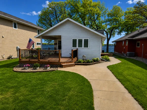 4018 N Eagle Rd, Willmar, MN 56201