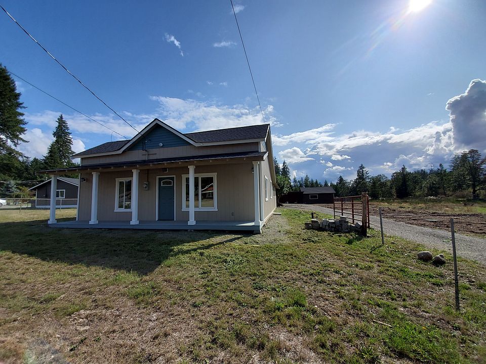 1st image of 2514 208th St E