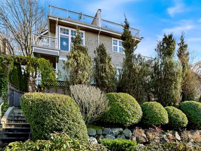 3022 A 14th Avenue W, Seattle, WA, 98119