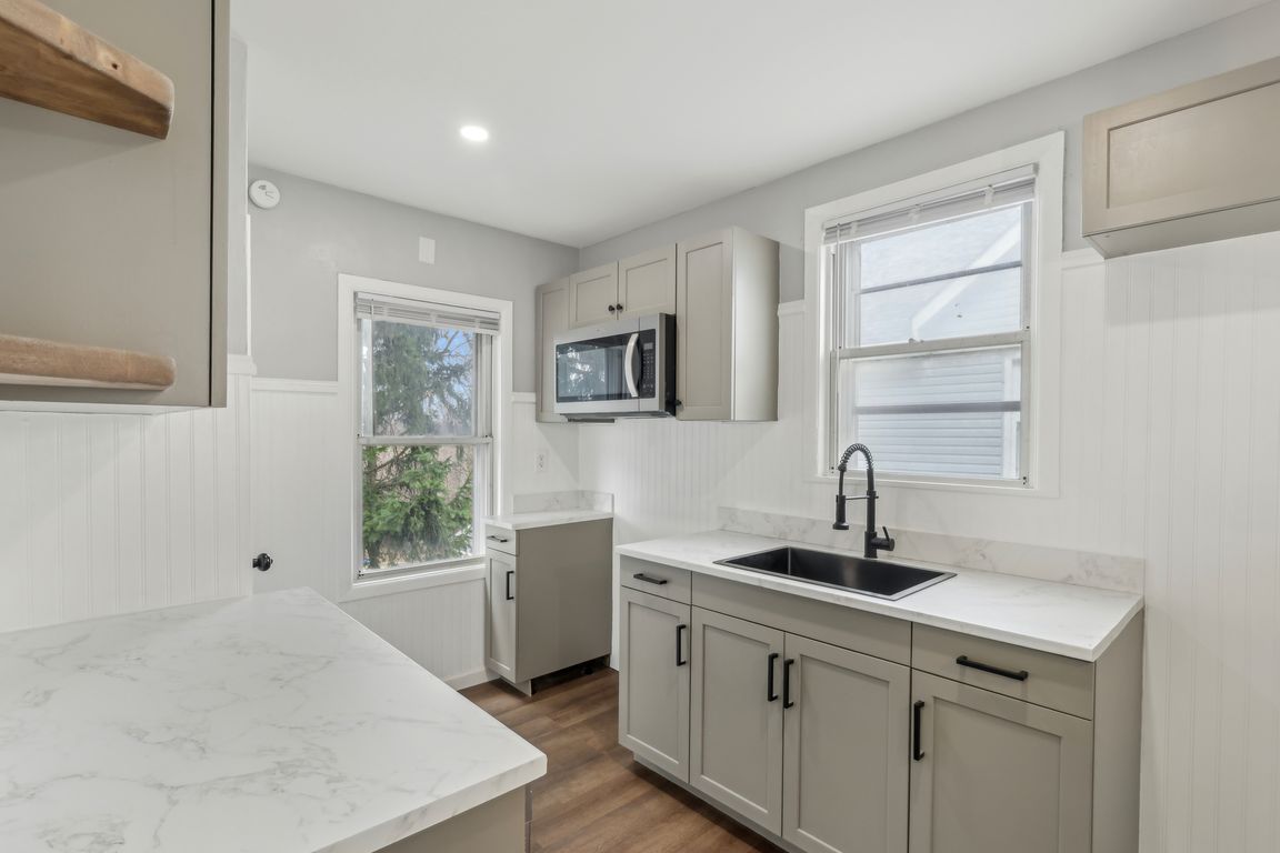 Addison Ave-013