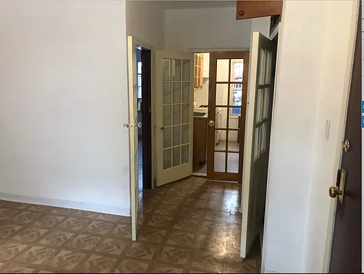 Rented by Nooklyn NYC LLC | media 21