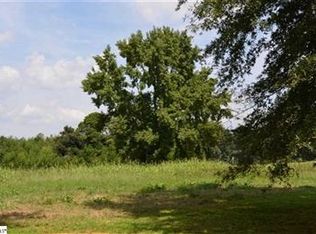 Dolphin Pond Ln, Fountain inn, SC 29644