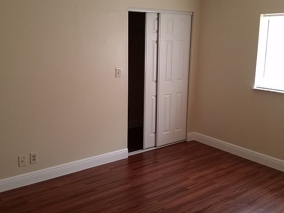 5th image of 5323 NW 27th St