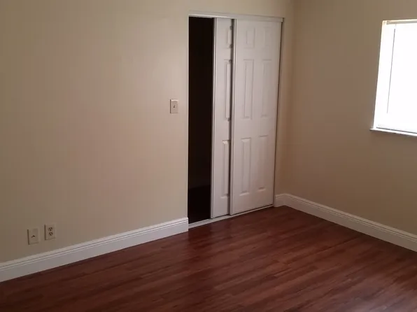 5323 NW 27th St, Fort Lauderdale, FL 33313